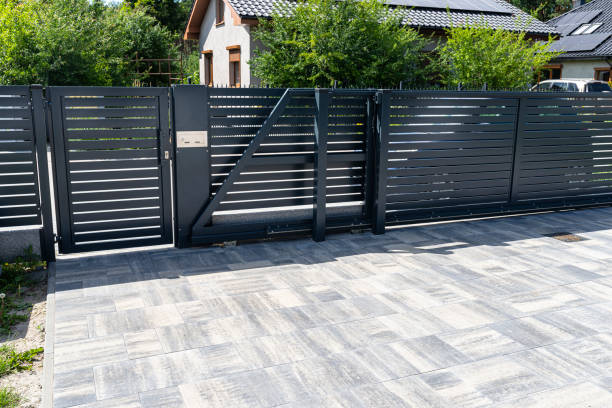Best Local Driveway Pavers  in Cambridge, MN